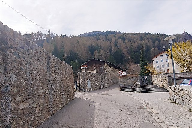 Schutzmauer Lichtenberg Foto: Südtirolbike